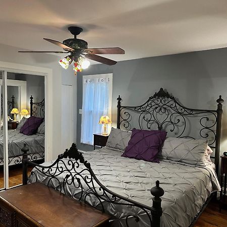 Inn On Fox Meadow - Spacious Victorian Inn 게이더스버그 외부 사진