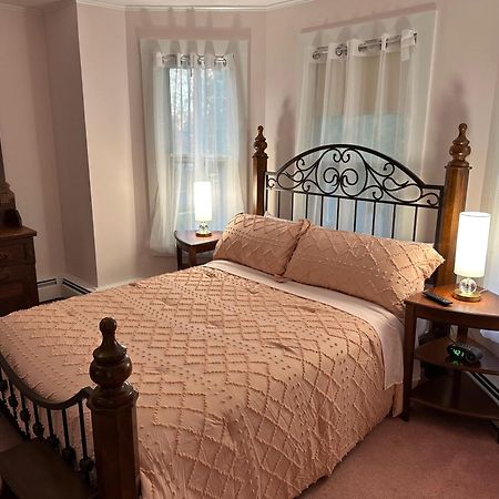 Inn On Fox Meadow - Spacious Victorian Inn 게이더스버그 외부 사진