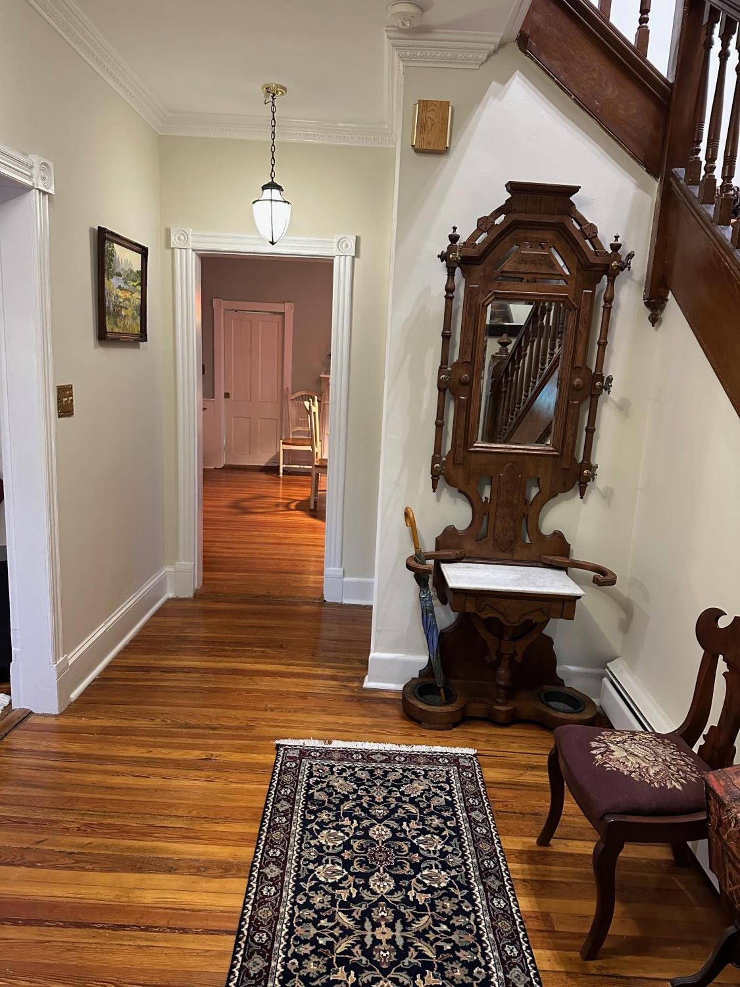 Inn On Fox Meadow - Spacious Victorian Inn 게이더스버그 외부 사진