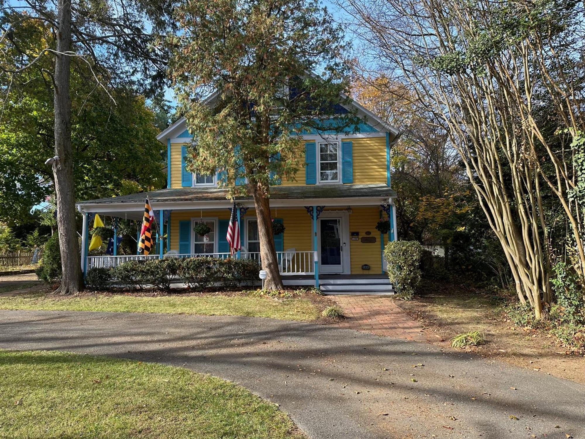 Inn On Fox Meadow - Spacious Victorian Inn 게이더스버그 외부 사진
