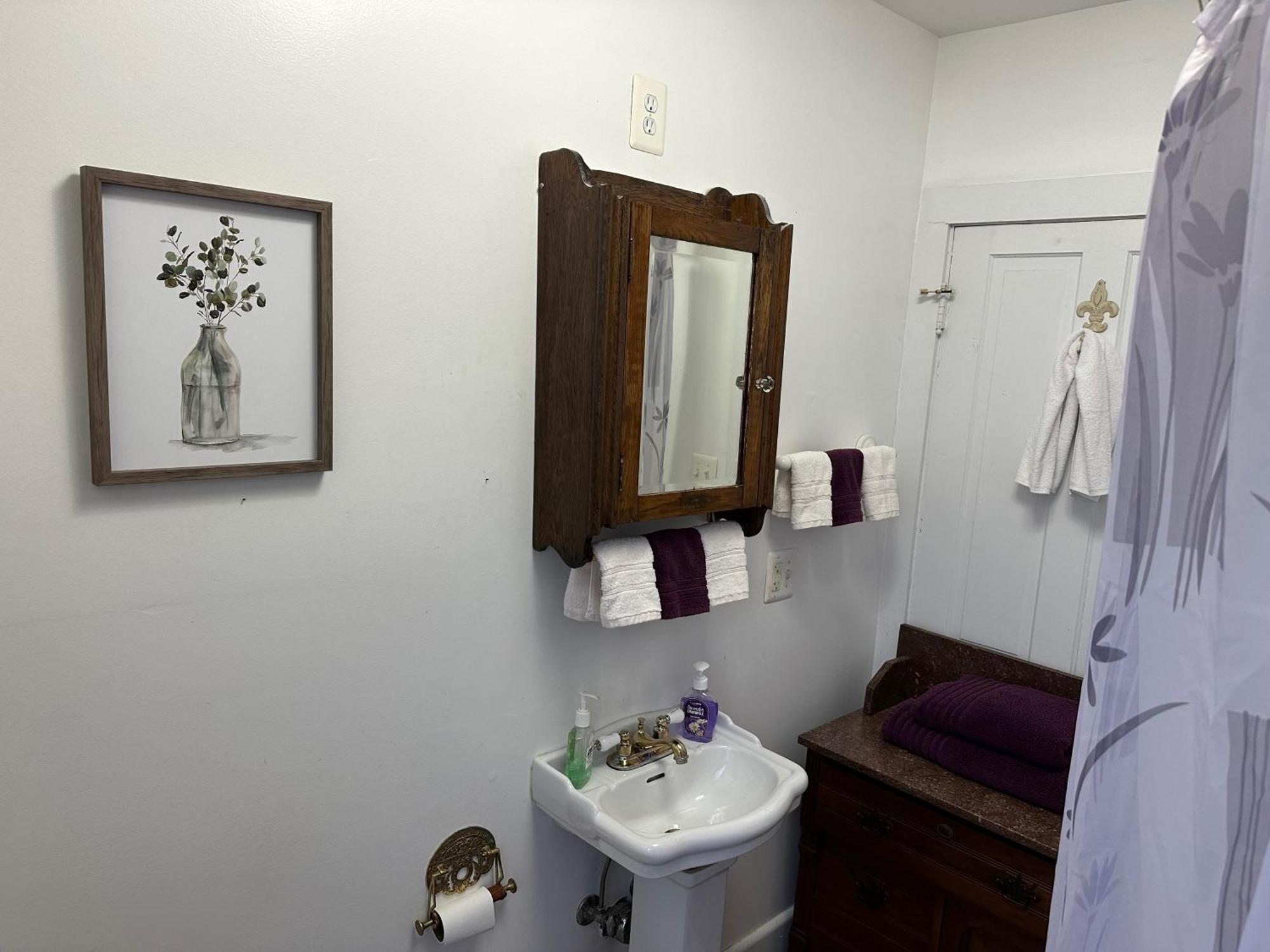 Inn On Fox Meadow - Spacious Victorian Inn 게이더스버그 외부 사진